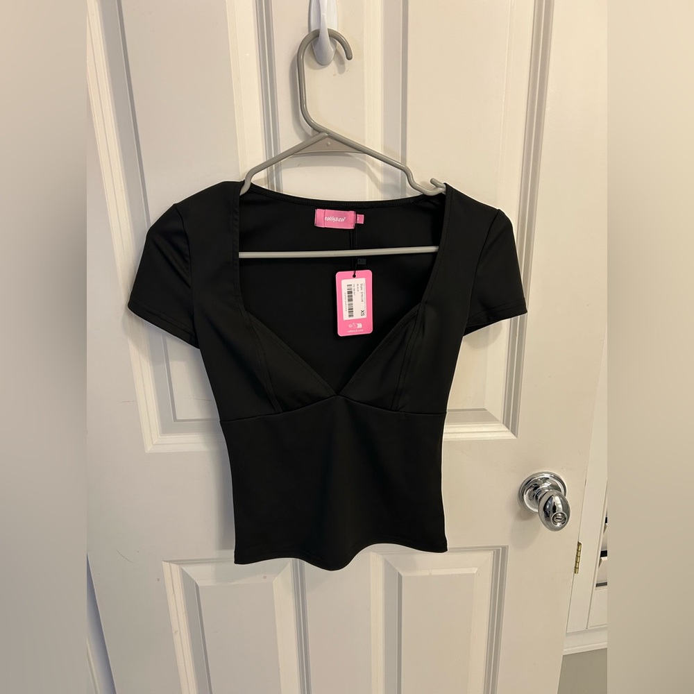 Edikted Black V-Neck Women's Top